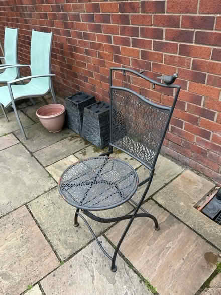 Photo of free Metal garden chair (to upcycle) (darwen BB3) #4