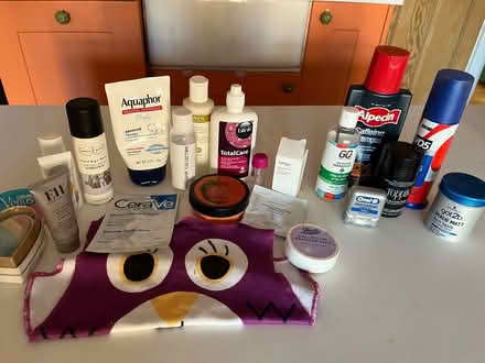 Photo of free Beauty bundle (E2) #1