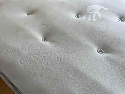 Photo of free 5' Double Bed. Divan With Drawer & Visco Foam Mattress (CT2) #4