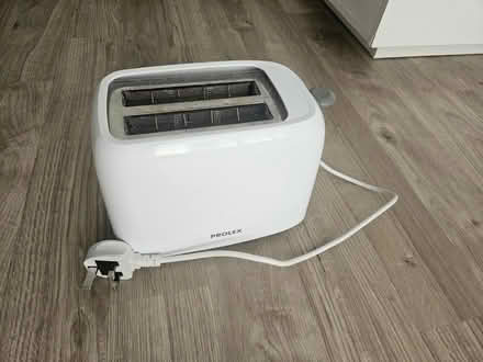 Photo of free Small 2 Slice Toaster (Bestwood Park Estate NG5) #1