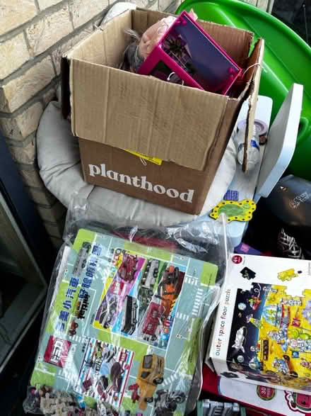 Photo of free Toys/home/accessories sort out (West Drayton UB7) #3