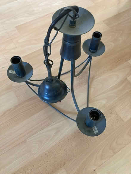 Photo of free 3 arm chandelier (working but temperamental) (Southfields SW18) #3