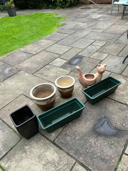 Photo of free Garden pots (darwen BB3) #2