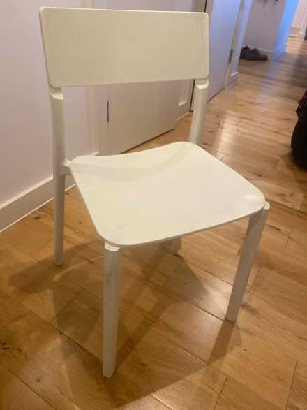 Photo of free 4 kitchen/ dining chairs (Bethnal Green E2) #2
