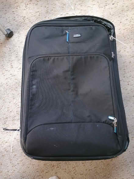Photo of free Eagle creek suitcase, zip broken (Nether Edge, S7) #4