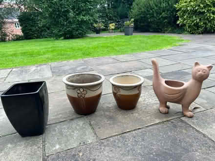 Photo of free Garden pots (darwen BB3) #1
