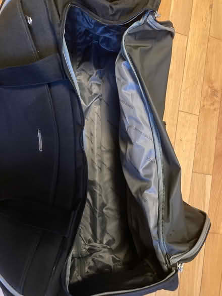Photo of free Soft suitcase/bag with 2 wheels (Edinburgh EH5) #2