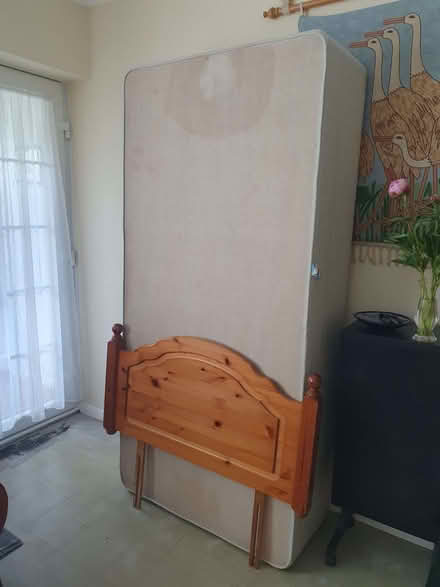 Photo of free Single bed (Chigwell IG6) #1