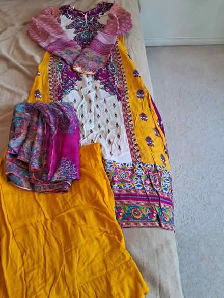 Photo of free Indian Kurta Set with Dupatta (Kitchener) #1