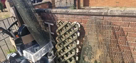 Photo of free Pressure washer and garden bits (Chessington KT9) #1