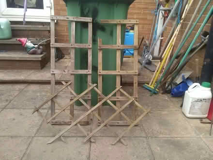 Photo of free trellising (Gledhow LS8) #1