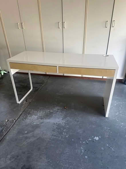 Photo of free Desk (South Los Altos) #1