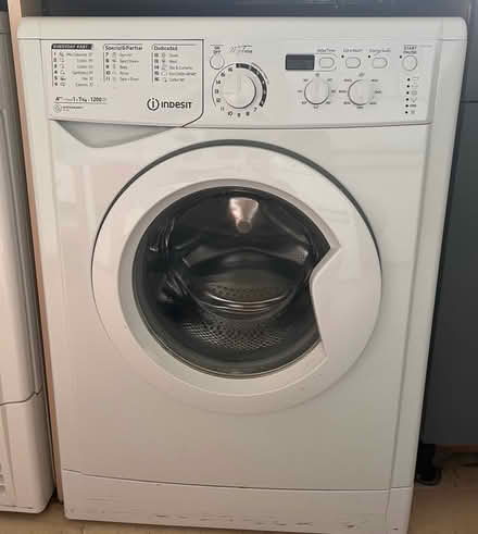 Photo of free Indesit faulty washing machine (Eltham) #1