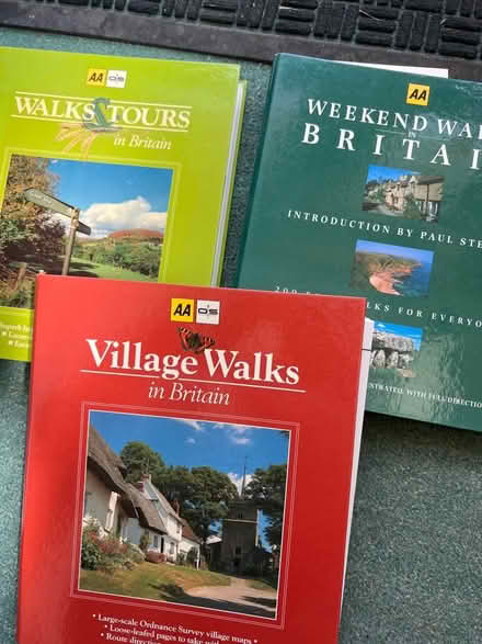 Photo of free Walking guide books - AA (Broxbourne EN10) #1