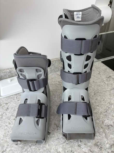 Photo of free Medical boots (SW15) #1