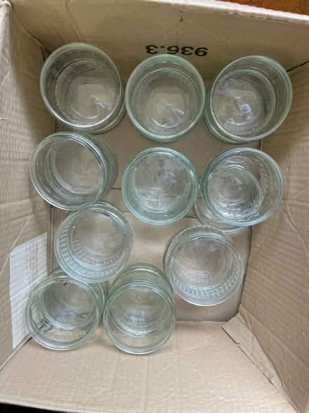 Photo of free 20 Gu glass dishes. (Sele Farm SG14) #1