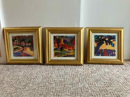 Photo of free Various artwork (Greenhills, East Kilbride) #3