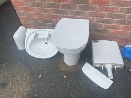 Photo of free Bathroom basin and toilet (Penrith CA11) #1