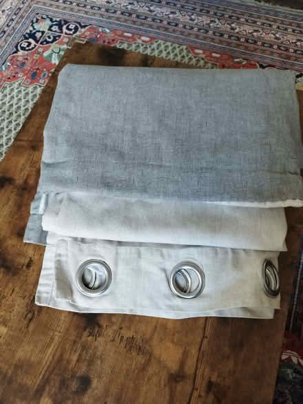 Photo of free Mirror,baby coat mattress, curtains and electric kettle (Tottenham N17) #1
