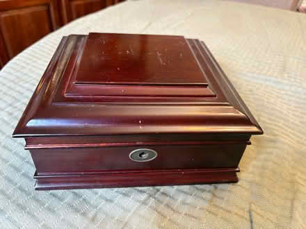 Photo of free Bombay Box (Middletown, NJ) #1