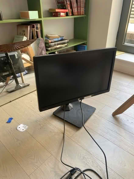 Photo of free Dell monitor (Hoxton) #1