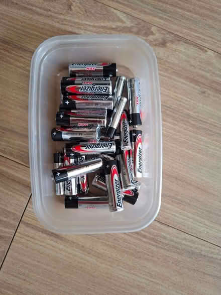 Photo of free Various items (Cogges OX28) #1