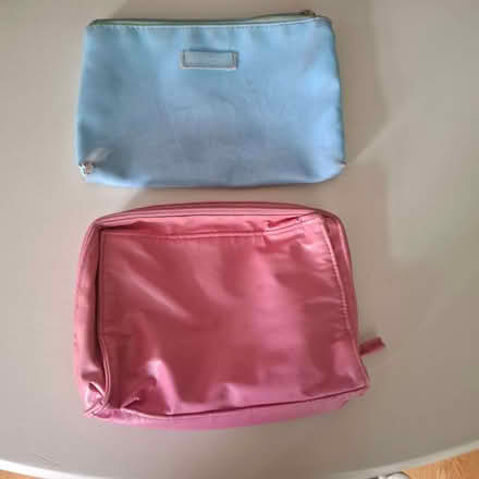Photo of free 2 make up bags (BT17) #1