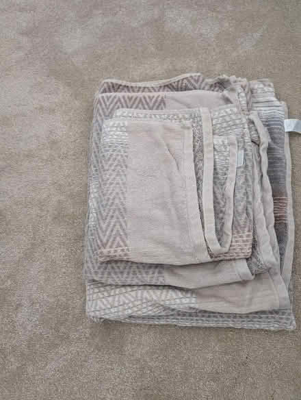 Photo of free Beige Bath Towels (Bestwood Park Estate NG5) #2