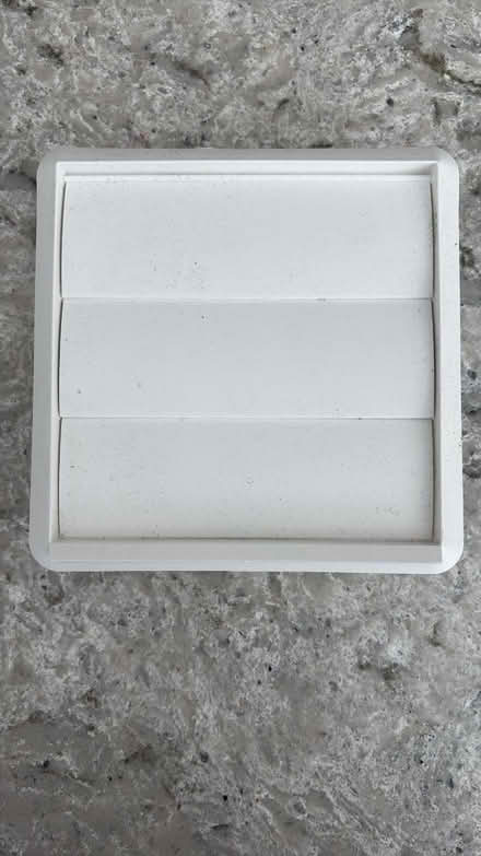 Photo of free Vent (SW15) #1