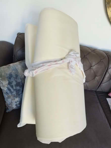 Photo of free Mirror,baby coat mattress, curtains and electric kettle (Tottenham N17) #4