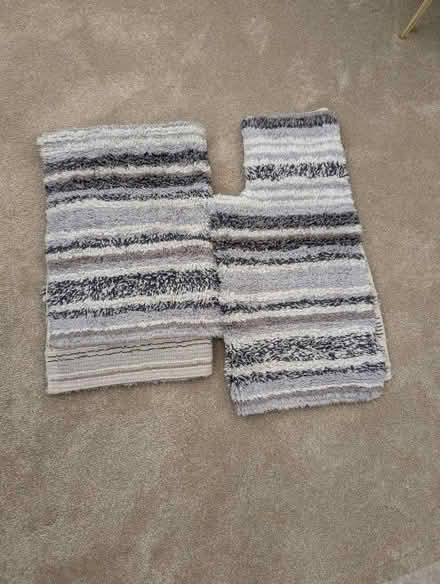 Photo of free Bath mat set (Bestwood Park Estate NG5) #1