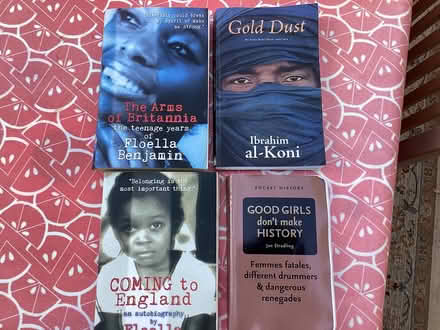 Photo of free Books (Hughenden Avenue HP13) #1
