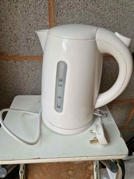Photo of free Electric kettle (Topsham EX3) #1