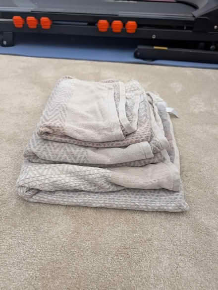 Photo of free Beige Bath Towels (Bestwood Park Estate NG5) #1