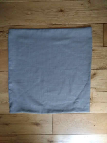 Photo of free Cushion covers x6 (Kennington, SE11) #2