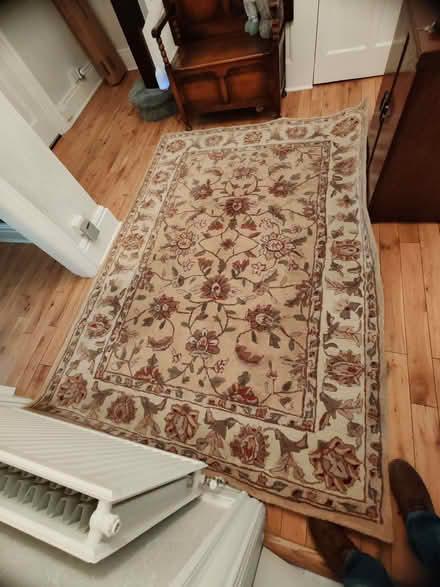 Photo of free Rug (Allerton L18) #1