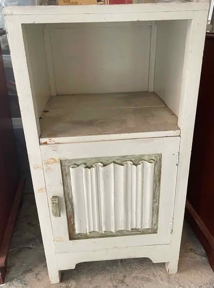 Photo of free Small wooden cupboard (Round Green LU2) #1