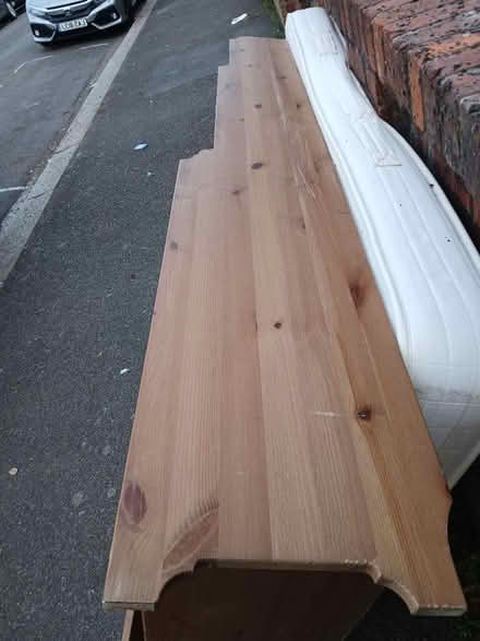 Photo of free IKEA shelving unit. (Woodside SE25) #2