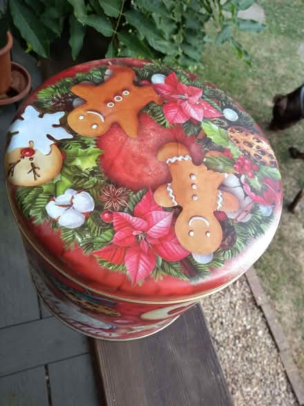 Photo of free Christmas cake tin (Newent GL18) #1