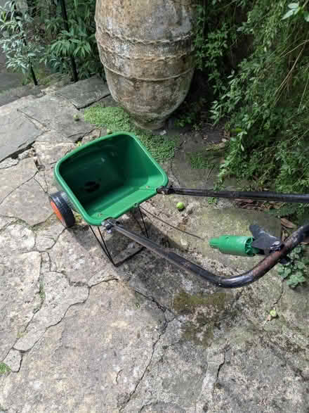 Photo of free Fertilser/Seed spreader (Tetbury GL8) #2