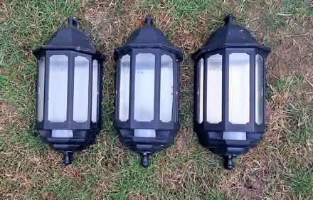 Photo of free PIR lights (Malvern WR14) #1