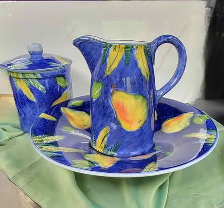 Photo of free M&S PEARS Jug,Canister & Fruit Bowl (Warlingham CR6) #2
