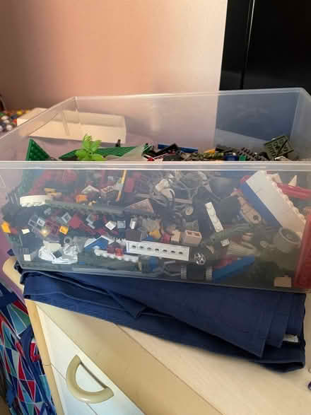 Photo of free Lego and jumping beans (Linden GL1) #3