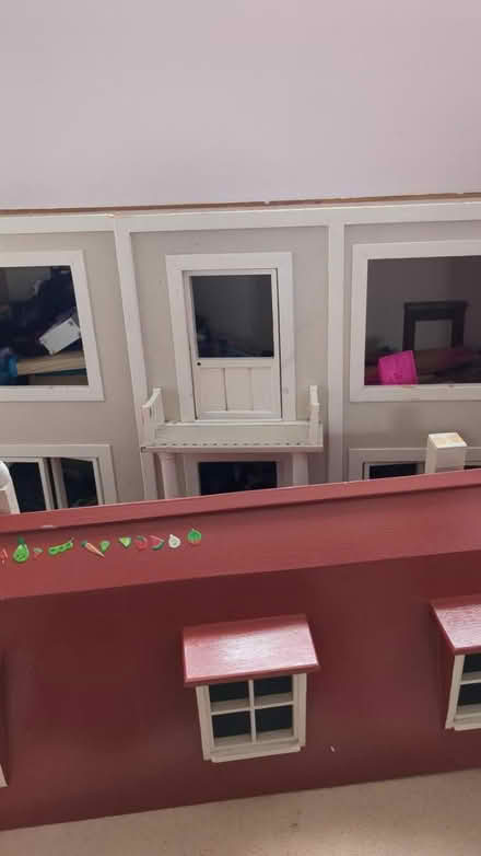 Photo of free Large wooden dolls house (Shillington) #3