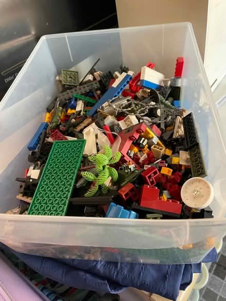 Photo of free Lego and jumping beans (Linden GL1) #2