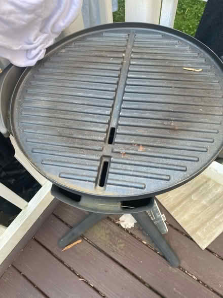 Photo of free George Foreman electric grill (Near Friendship Heights metro) #2