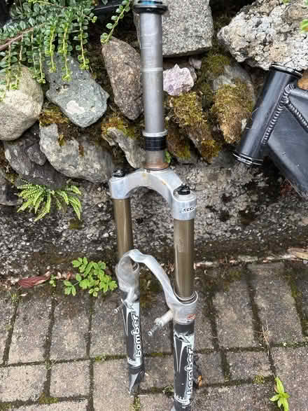 Photo of free mountain bike parts-various (Kendal LA9) #1