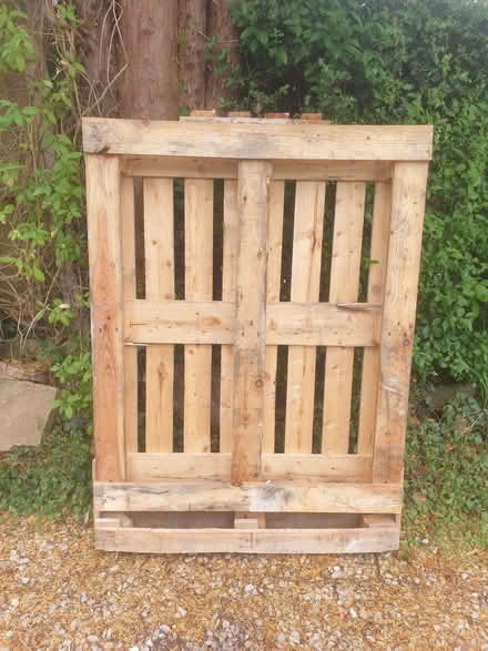 Photo of free Pallet (Barlaston ST12) #1