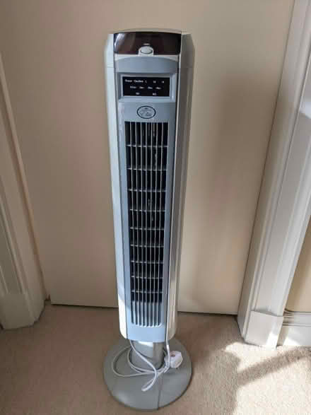 Photo of free Tower electric fan (Tetbury GL8) #1