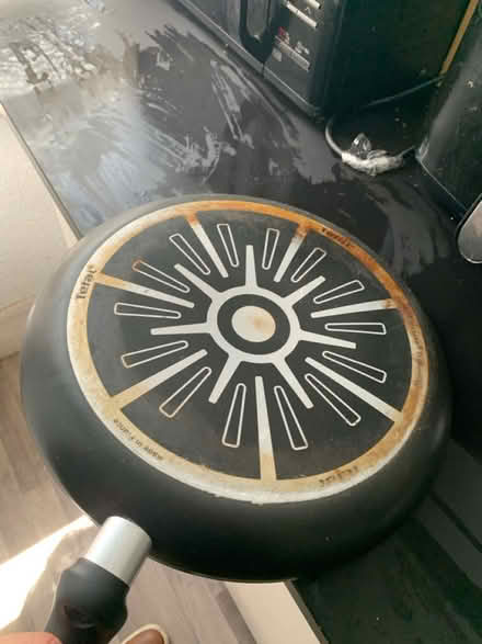 Photo of free Large Tefal non stick pan (NW10) #3